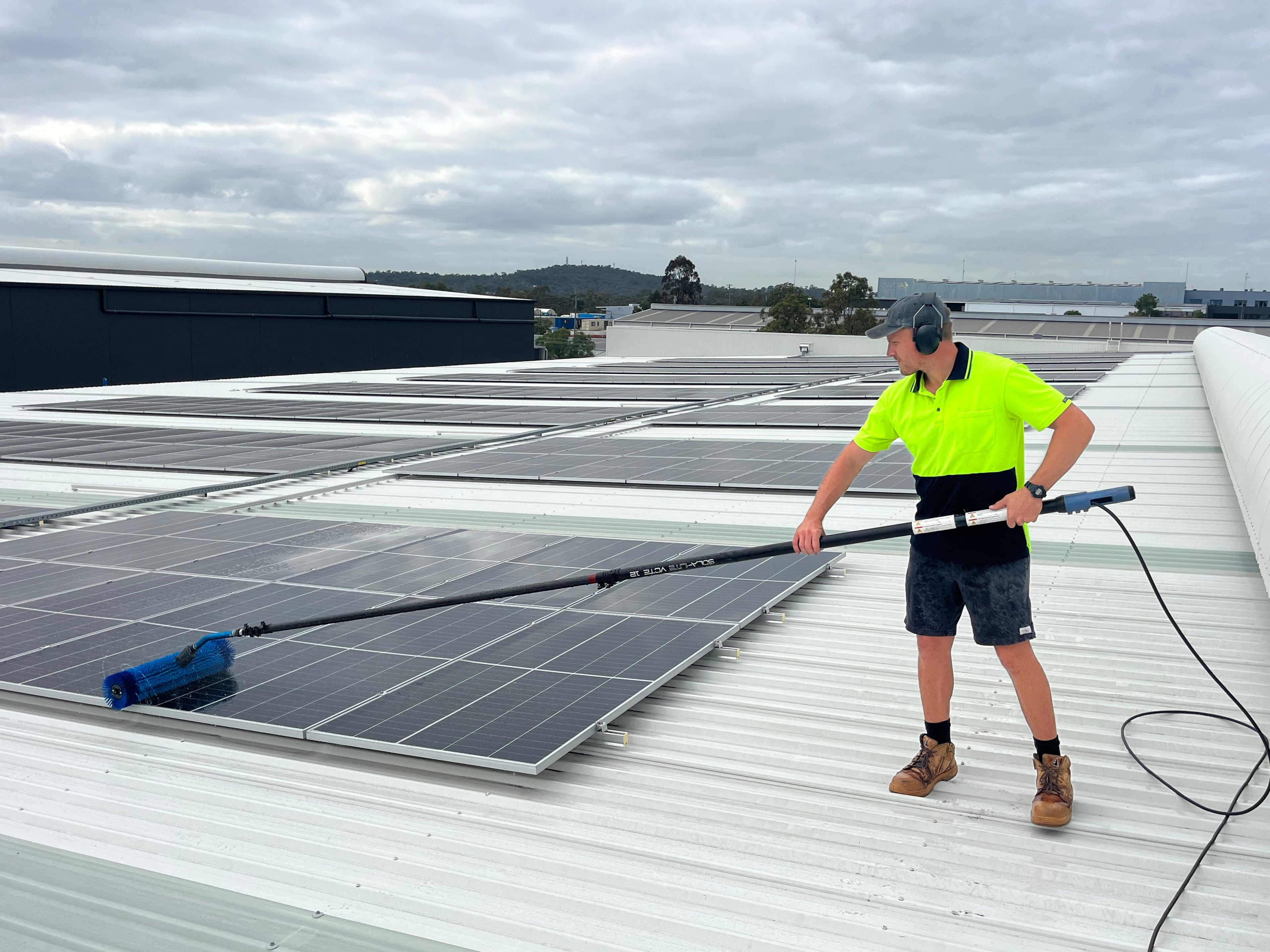 Commercial Solar Panel Cleaning Helensvale | Sol R Clean